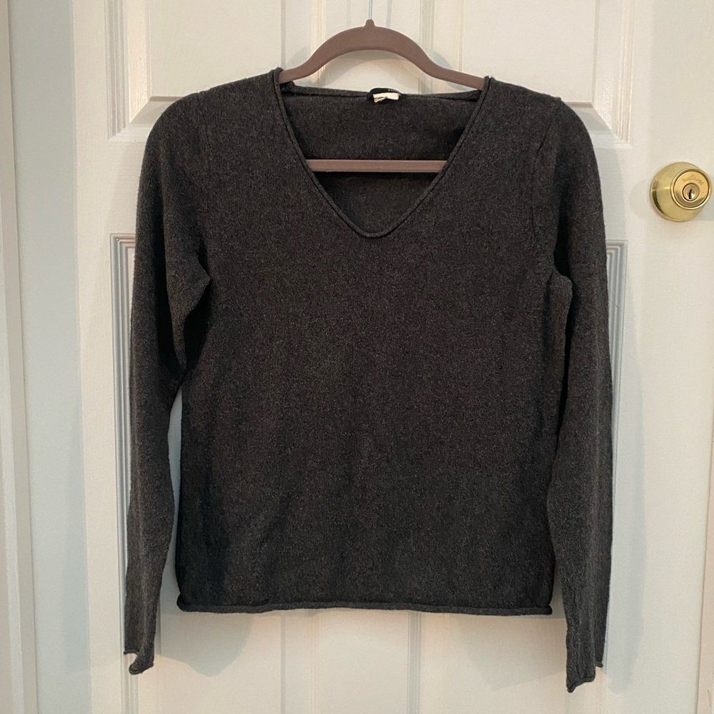 J. Crew Dark Gray Cotton/Cashmere Blend V-Neck Sweater - M